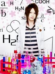 :d 
takuya pix with an cafe