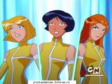 poze totally spies clover: o_o alex:o_o place mult ^_^ mai ales alex..