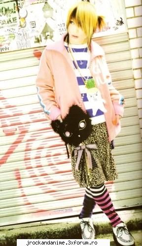 si yume(fata,19)visual kei world - numele virsta:17 stilul kei trupe preferate - ^_^fan_fics^_^